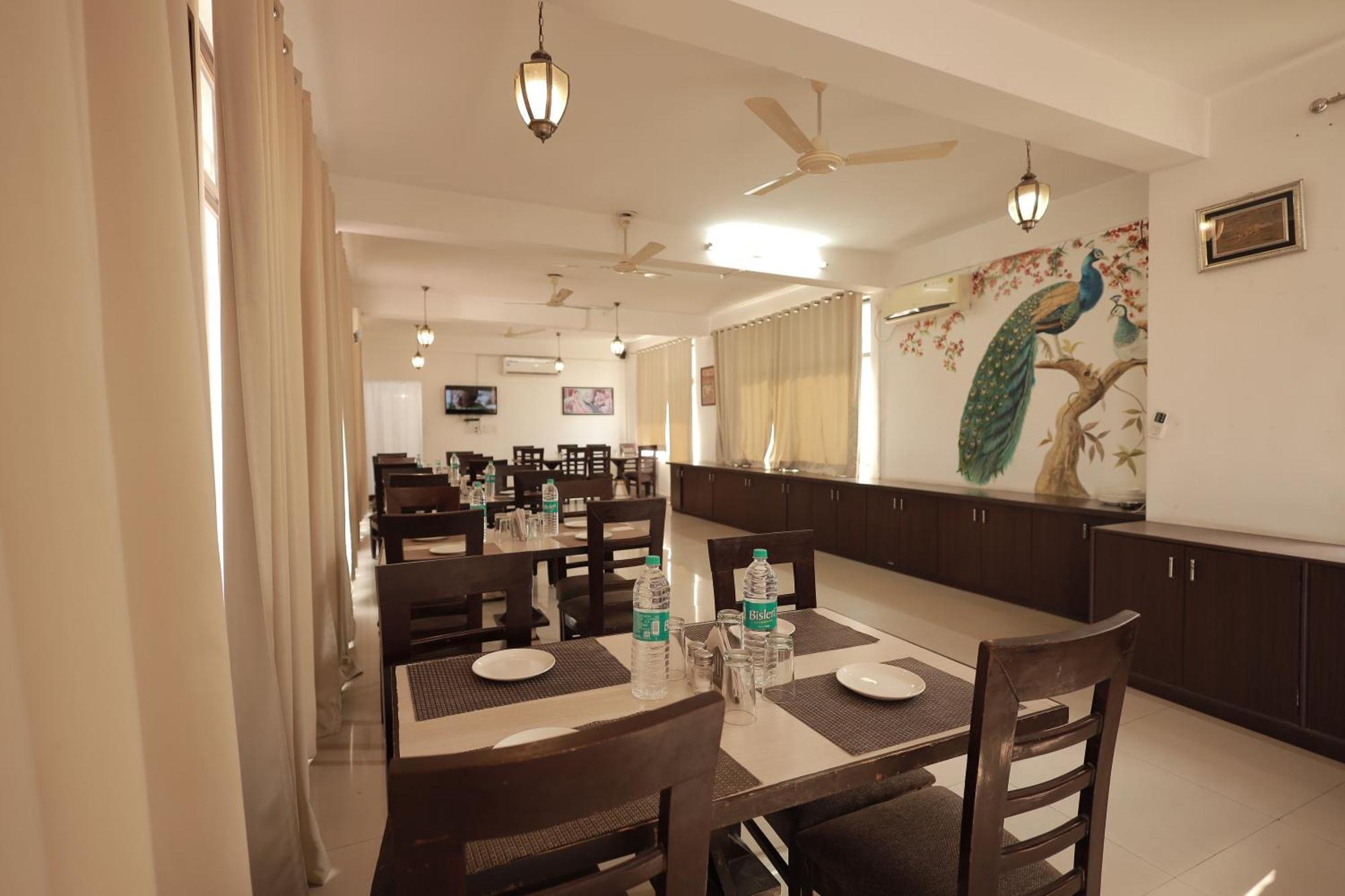 The Park Classic Udaipur Exterior photo