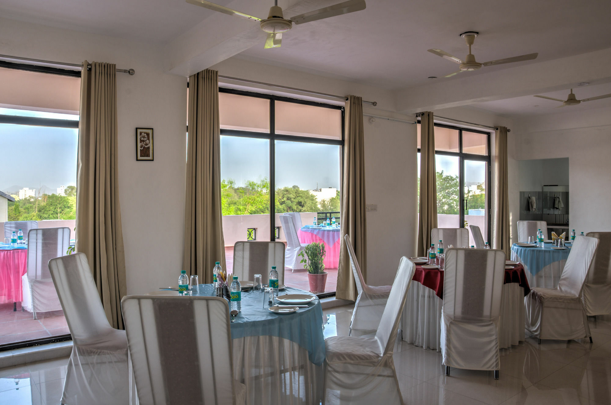 The Park Classic Udaipur Exterior photo