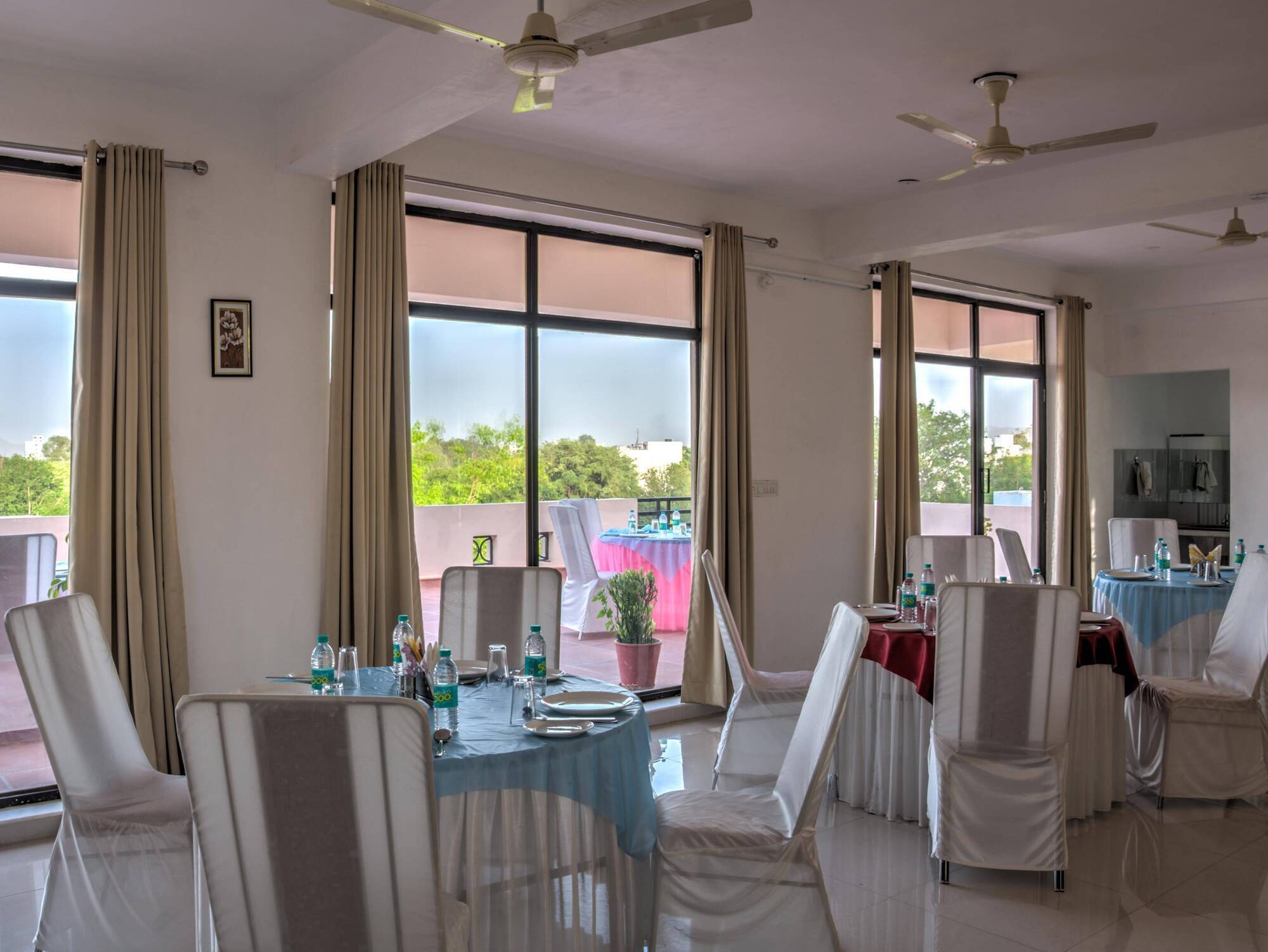 The Park Classic Udaipur Exterior photo